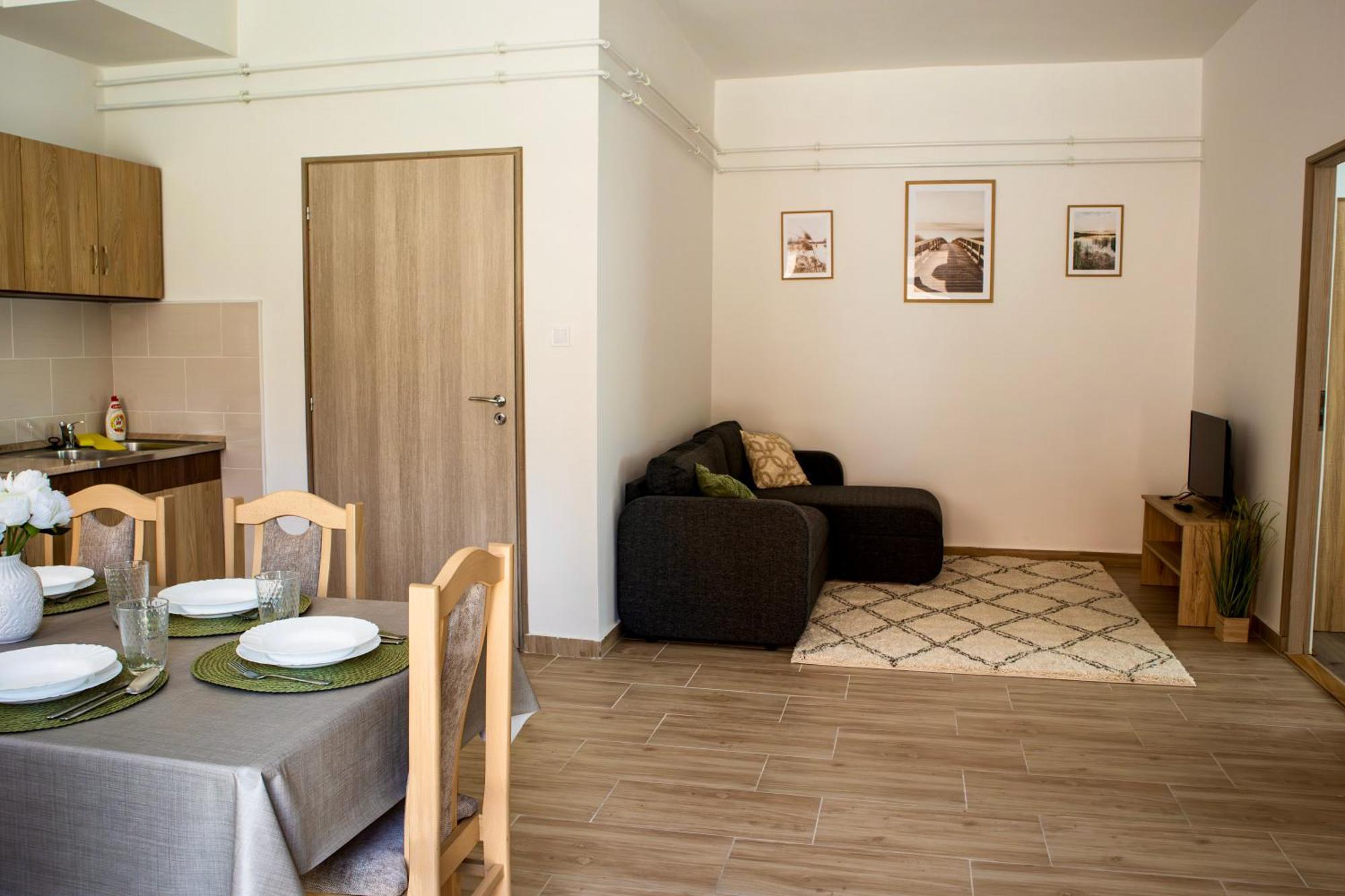 Izisz Apartman Matraterenye المظهر الخارجي الصورة
