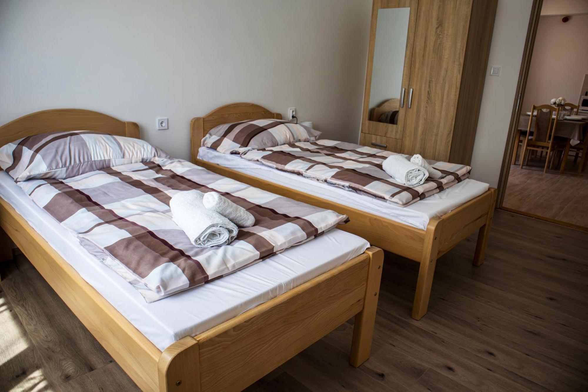 Izisz Apartman Matraterenye المظهر الخارجي الصورة