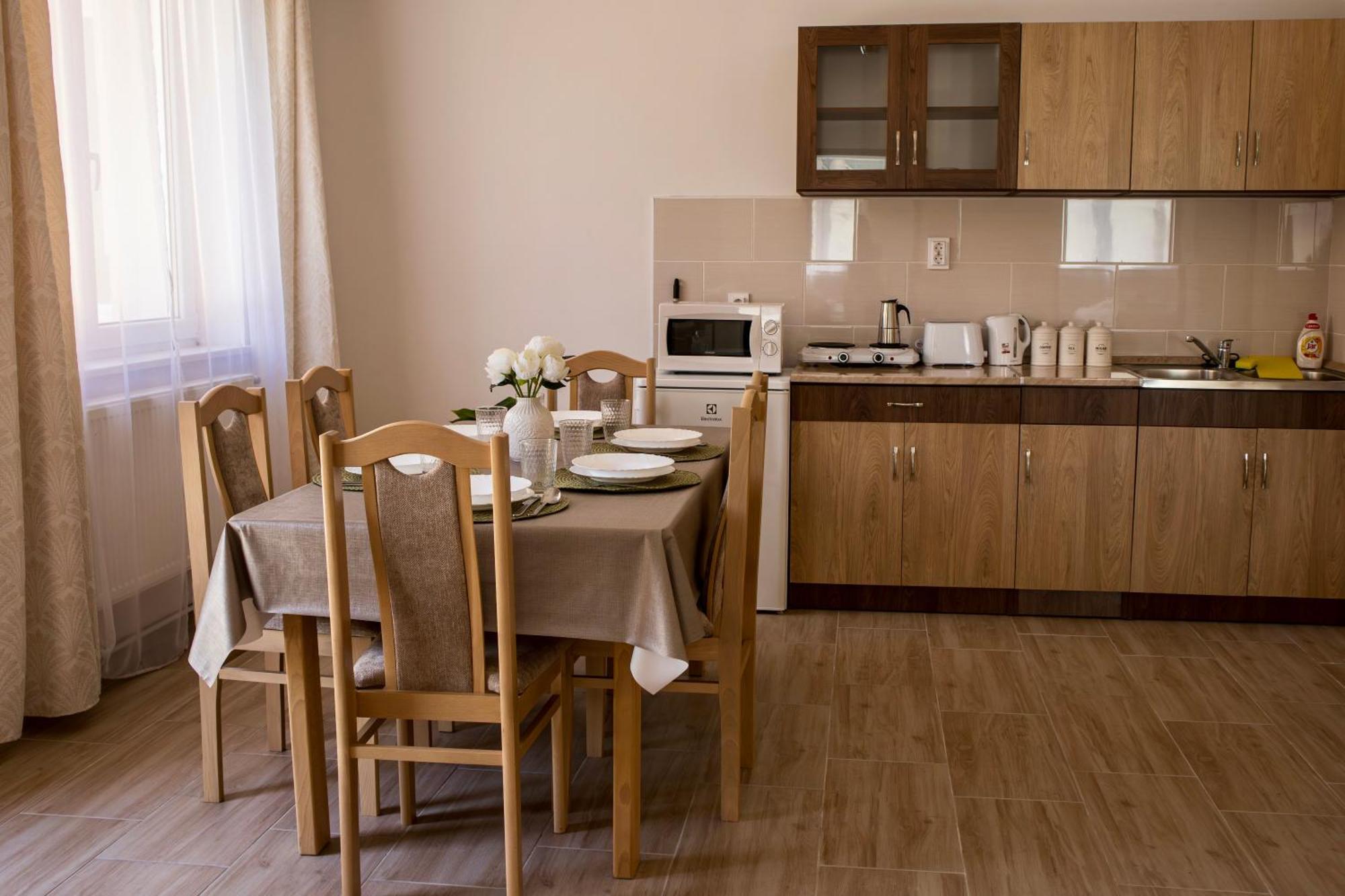 Izisz Apartman Matraterenye المظهر الخارجي الصورة